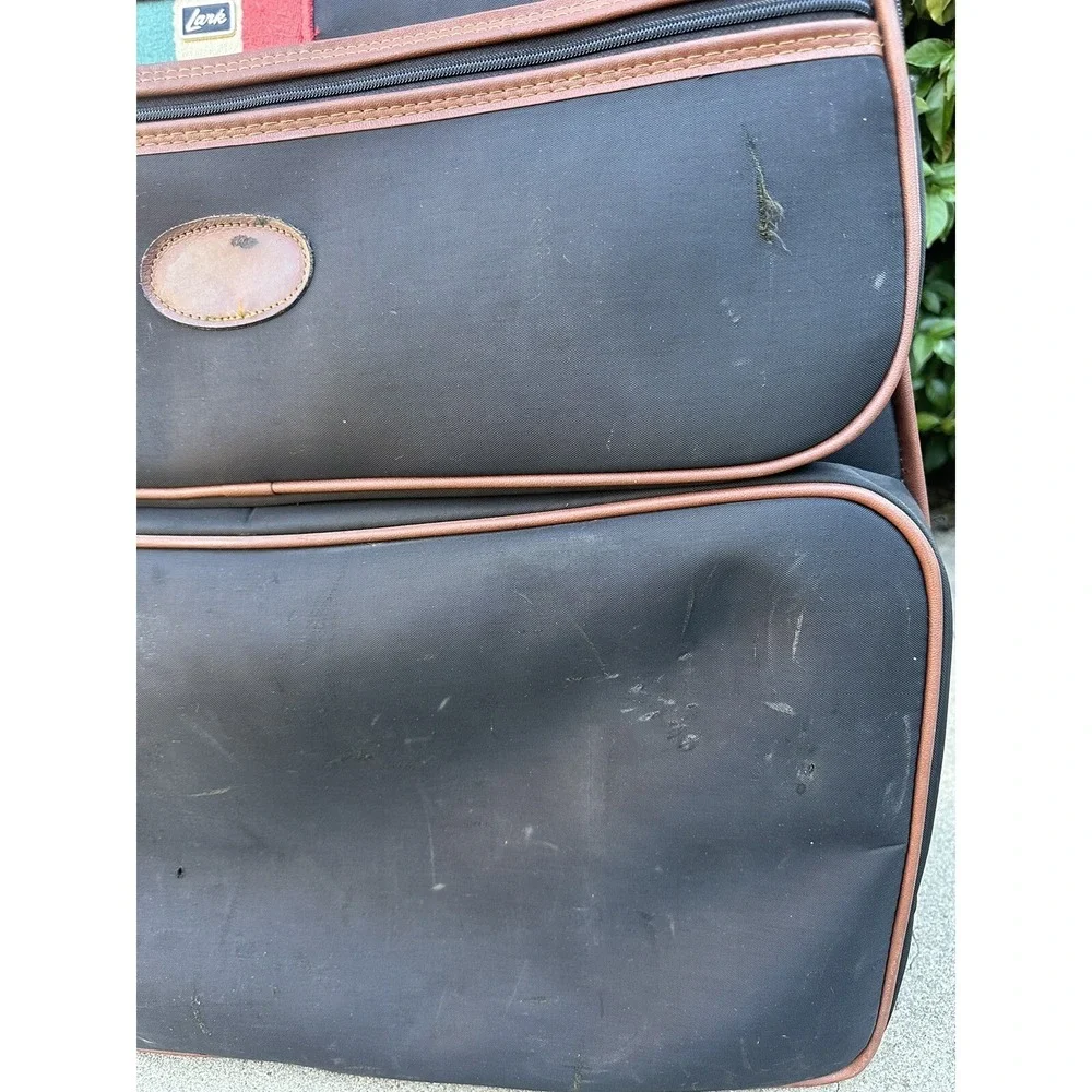 Vintage LARK Samsonite Black 22